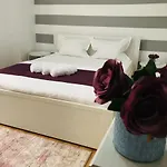 Chic Mamaia * Năvodari