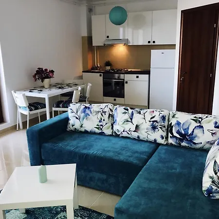 Apartment Apartament Chic Mamaia